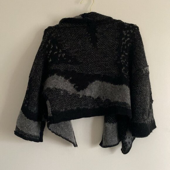 SOLD Sara pacini Open Crop Cardigan - Picture 7 of 9